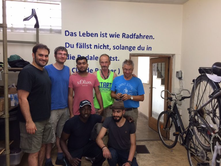 Grossansicht in neuem Fenster: Fahrradwerkstatt Team